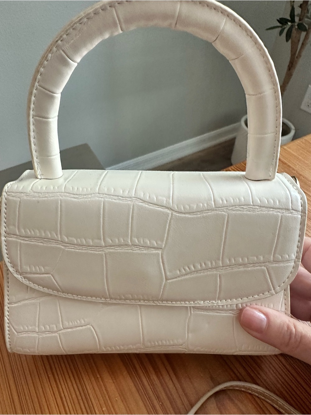 Cream Croc-Embossed Top Handle Bag - Women